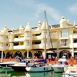 דירה Puerto Marina Waterfront *