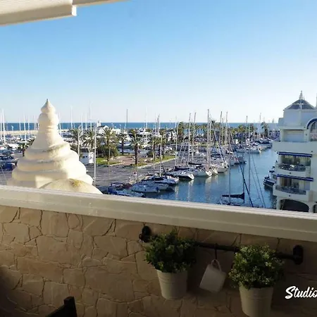 Puerto Marina Waterfront דירה *